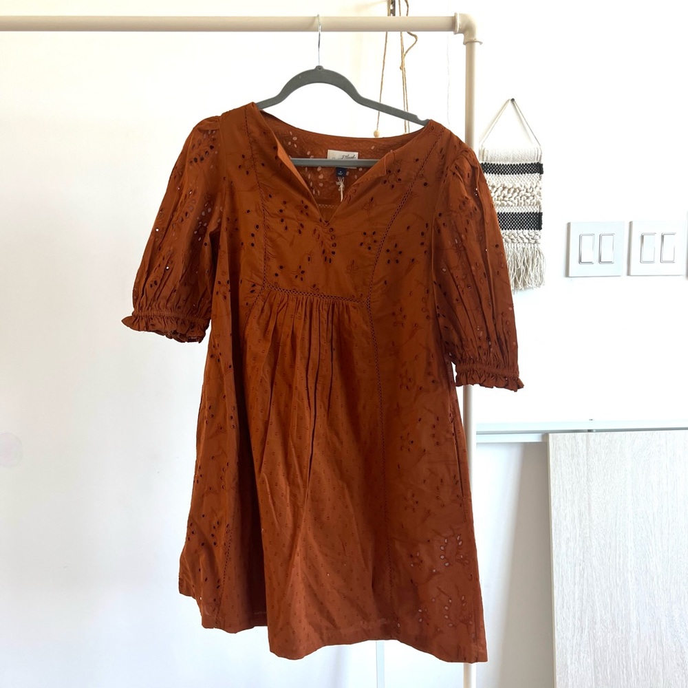 Universal Thread camel eyelet mini dress in size Medium, new with tags
